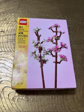 LEGO Cherry Blossoms Buding Set 40725